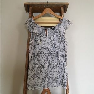 🎉🎉SALE! Feminine Blouse